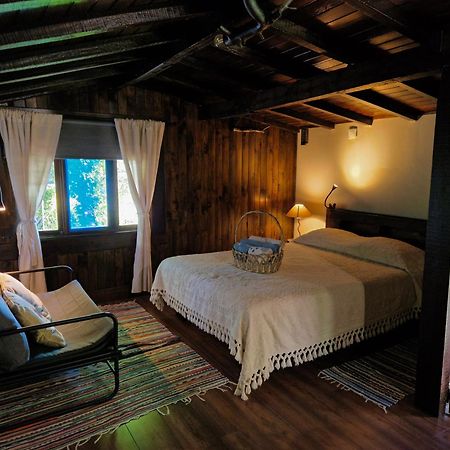 O Cantinho De Coura - A Cabana ปาเรเจส เจ โครา ภายนอก รูปภาพ