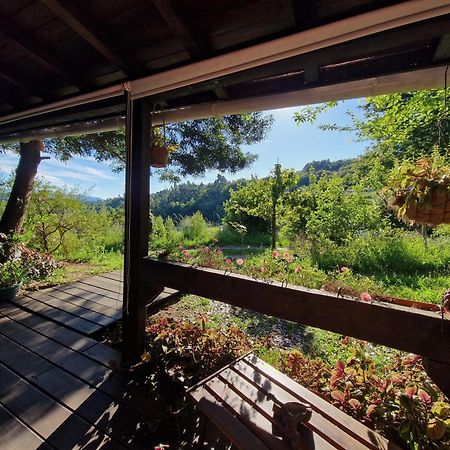 O Cantinho De Coura - A Cabana ปาเรเจส เจ โครา ภายนอก รูปภาพ
